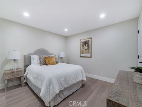 1381  Penrith  , Tustin, CA