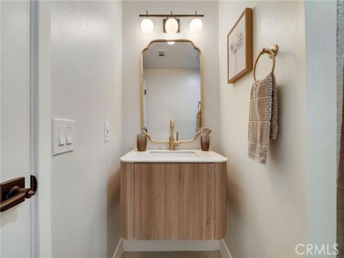 1381  Penrith  , Tustin, CA