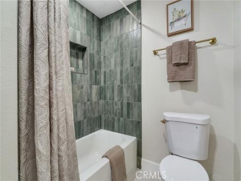 1381  Penrith  , Tustin, CA