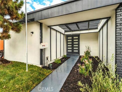 1381  Penrith  , Tustin, CA