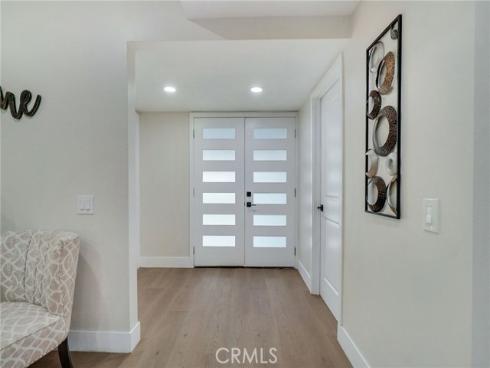 1381  Penrith  , Tustin, CA