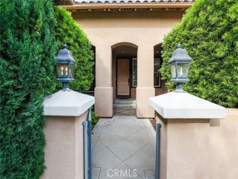 12215  Wyne Ct  , Tustin, CA