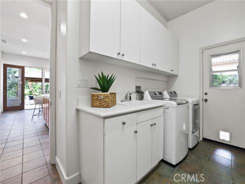 12215  Wyne Ct  , Tustin, CA