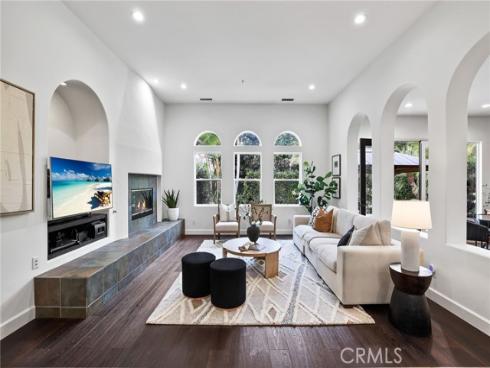 12215  Wyne Ct  , Tustin, CA