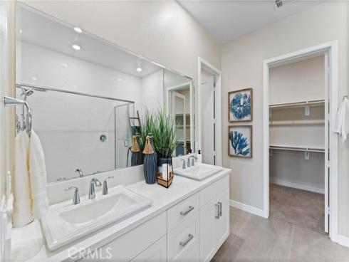 419  Transport  , Tustin, CA