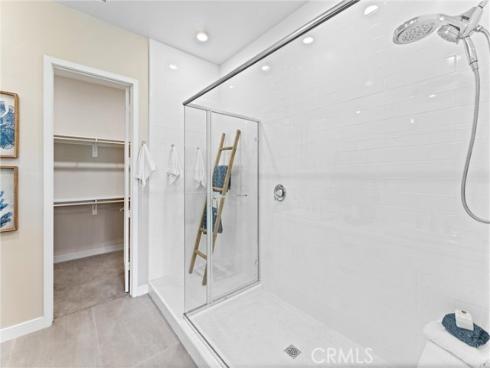 419  Transport  , Tustin, CA