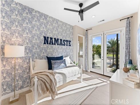 419  Transport  , Tustin, CA