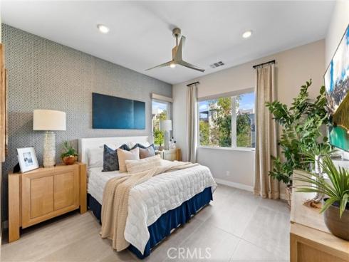 419  Transport  , Tustin, CA