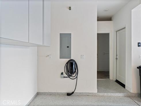 419  Transport  , Tustin, CA