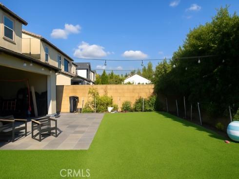 279  Barnes  , Tustin, CA