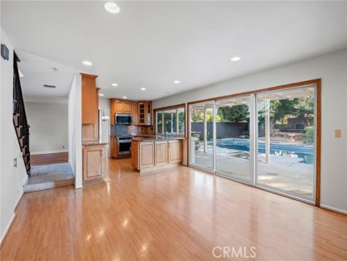 14892  Foxcroft  , Tustin, CA