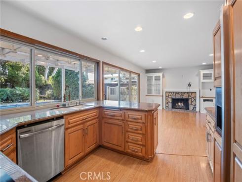 14892  Foxcroft  , Tustin, CA