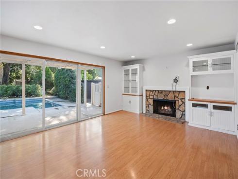 14892  Foxcroft  , Tustin, CA