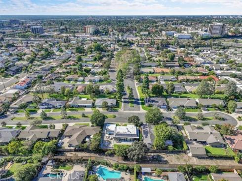14272 Acacia Drive, Tustin, CA