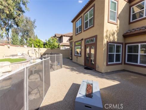 2605  Augusta  , Tustin, CA