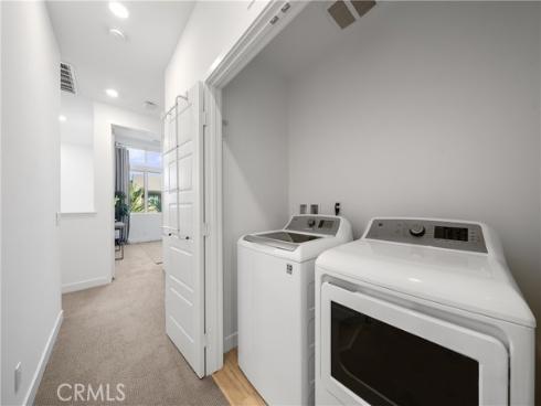 159  Waypoint  , Tustin, CA