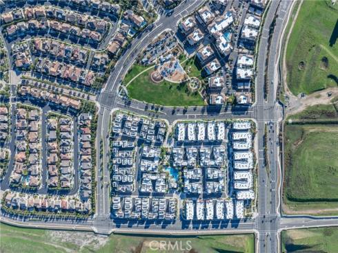 159  Waypoint  , Tustin, CA