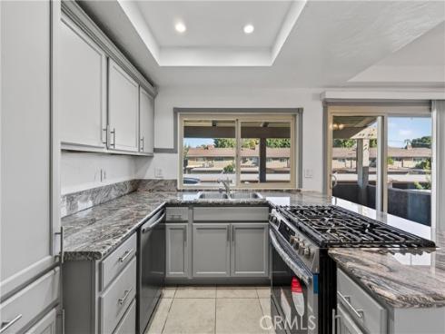 13722  Red Hill  20 , Tustin, CA