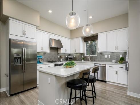 413  Transport  , Tustin, CA