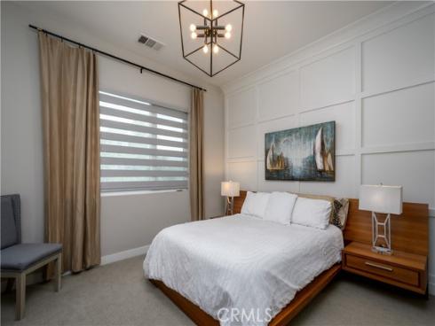 413  Transport  , Tustin, CA