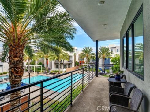 413  Transport  , Tustin, CA