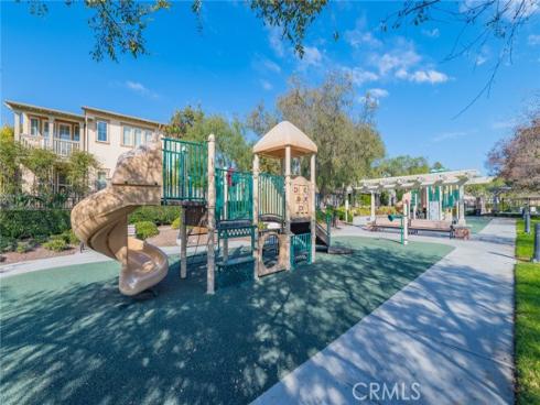 10 Flyers , Tustin, CA