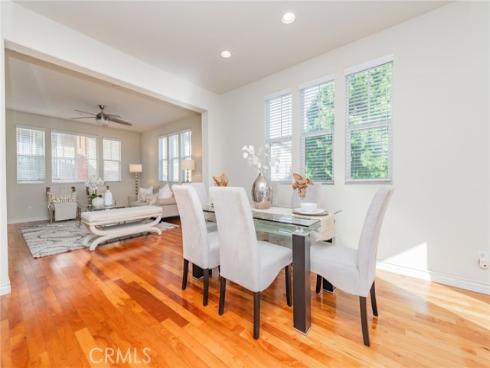 10 Flyers , Tustin, CA