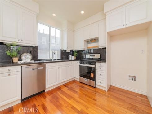 10 Flyers , Tustin, CA