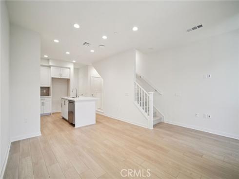 156  Balsawood  , Tustin, CA