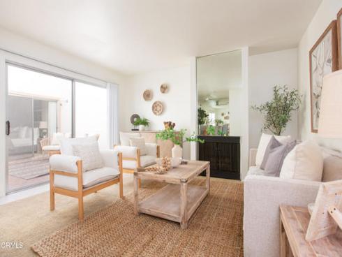 17516 Via Calma 39 , Tustin, CA