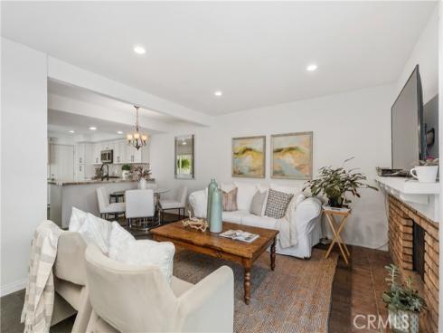 1041 Tustin Pines , Tustin, CA