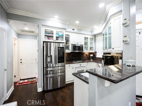 175  Zephyr run  , Tustin, CA