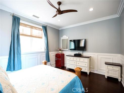 175  Zephyr run  , Tustin, CA