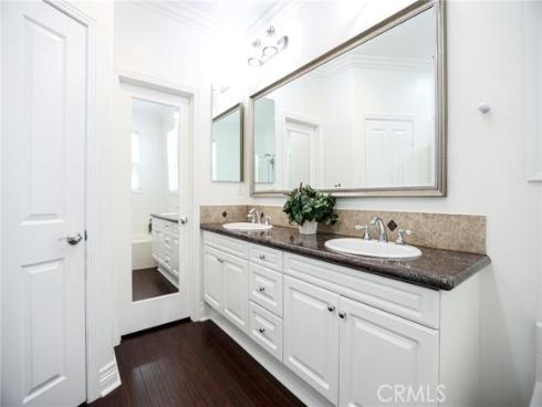 175  Zephyr run  , Tustin, CA