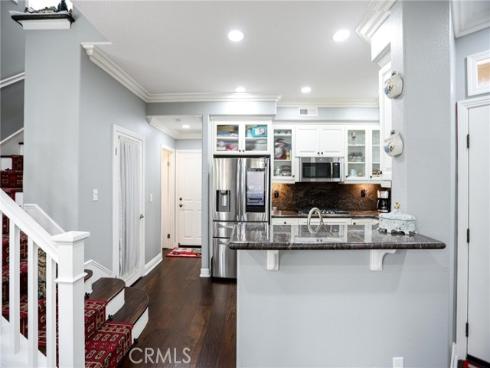 175  Zephyr run  , Tustin, CA