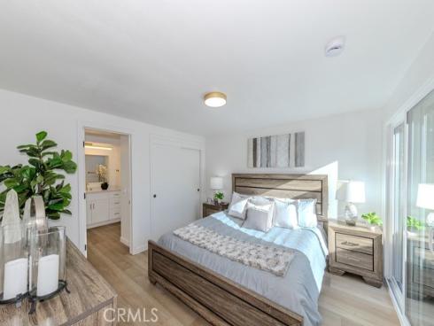 14452 Denbigh Lane, Tustin, CA