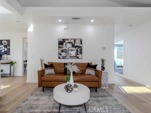 14452 Denbigh Lane, Tustin, CA