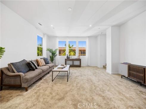 119  jessup  , Tustin, CA