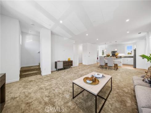 119  jessup  , Tustin, CA