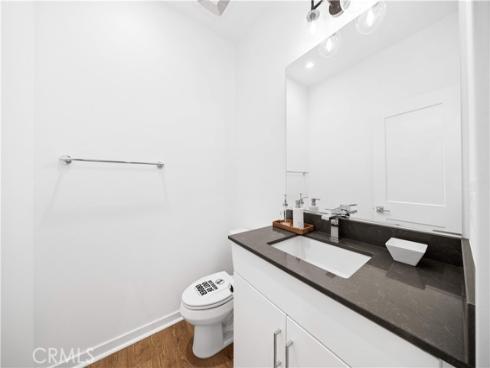 119  jessup  , Tustin, CA