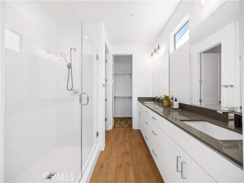 119  jessup  , Tustin, CA