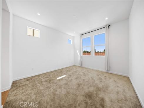 119  jessup  , Tustin, CA