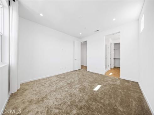 119  jessup  , Tustin, CA