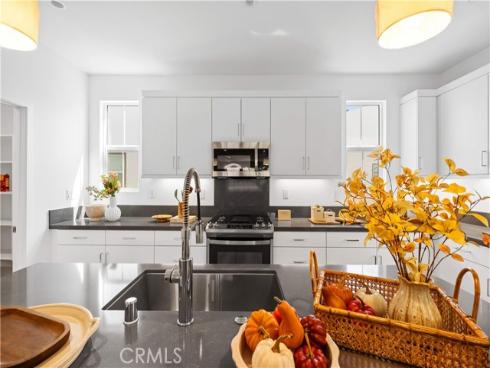 119  jessup  , Tustin, CA