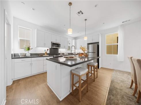 119  jessup  , Tustin, CA