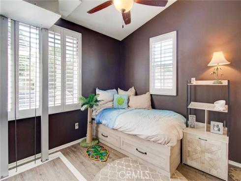 13069  Arborwalk  , Tustin, CA