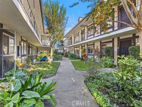 15502  Williams  O , Tustin, CA