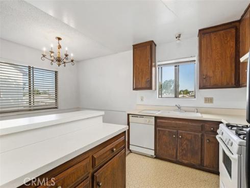 15502  Williams  O , Tustin, CA