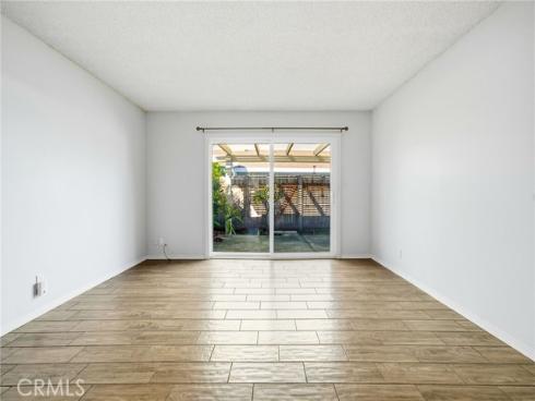 1076  Mitchell   Avenue, Tustin, CA