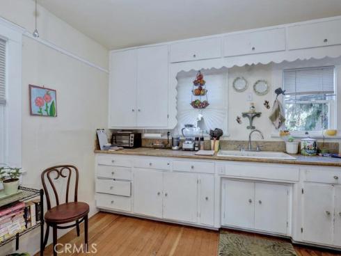 135  El Camino Real  , Tustin, CA